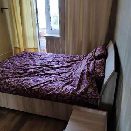 Cozy One Bedroom Apartment Κίεβο Εξωτερικό φωτογραφία